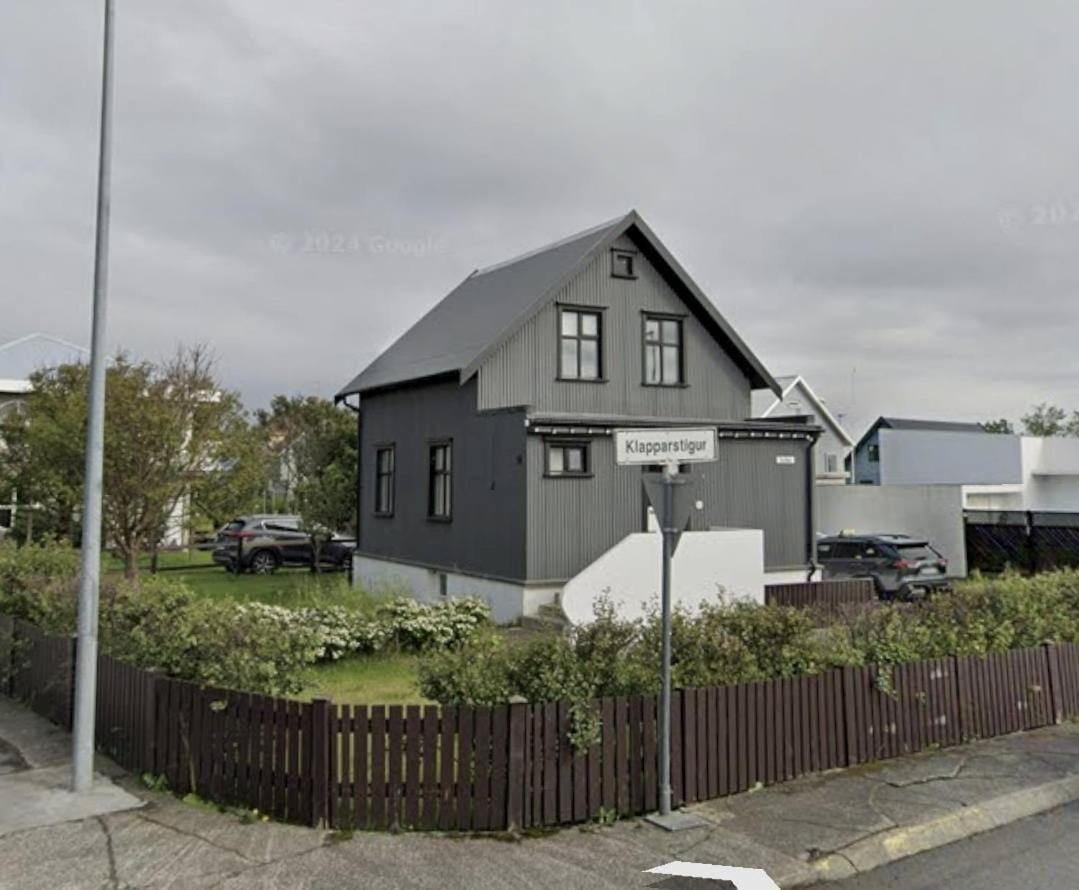 Megiiceland * Njarthvik